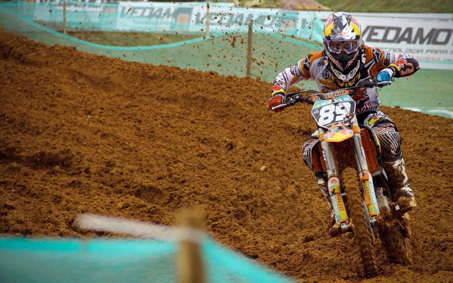 李铁赛后坦言,结果遗憾本应获胜,换人调整属战术常态